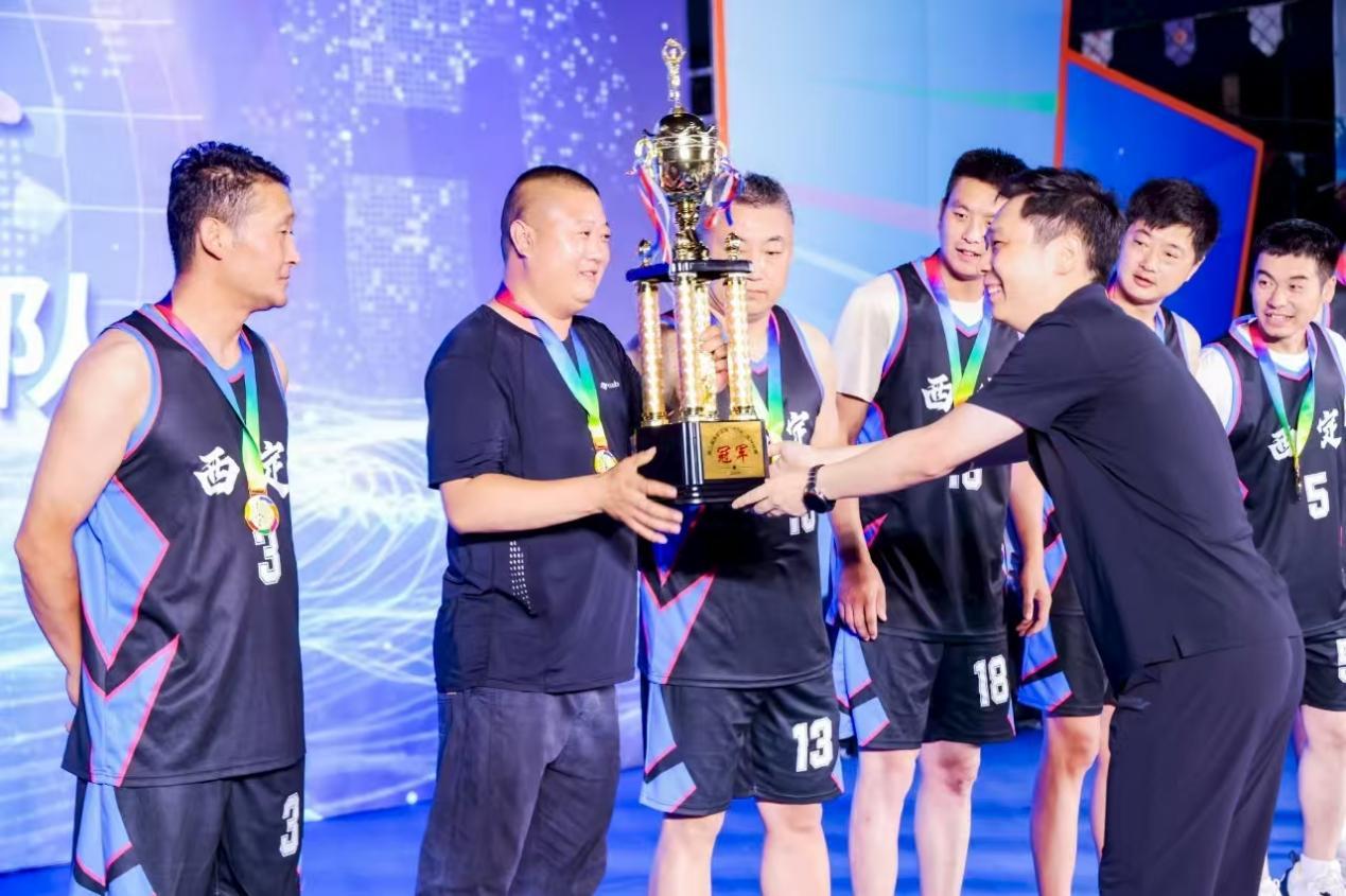 独具韵味的, 支参赛队伍