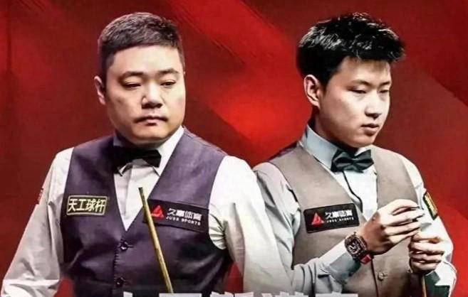 手也表现出 手也表现出