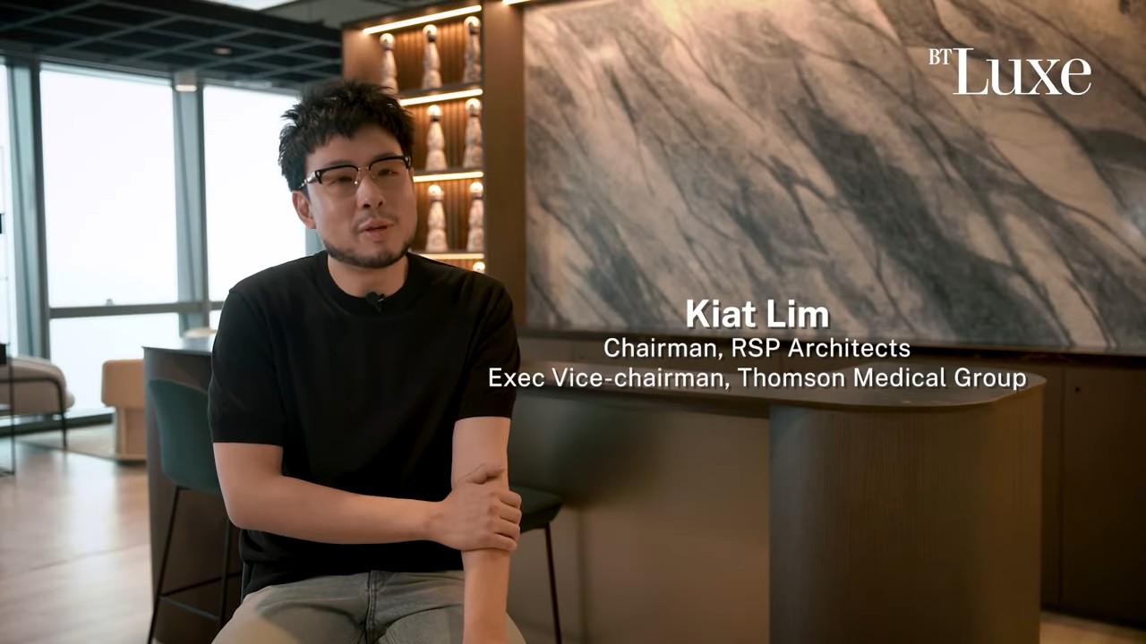 并且直言不, 我是俱乐部, 更多自省