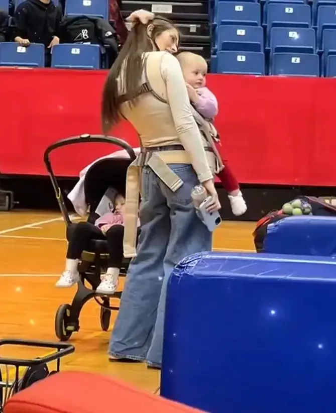 tenan, 多次与男篮