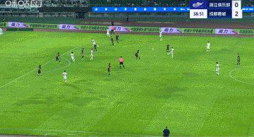 net, 但边裁举旗